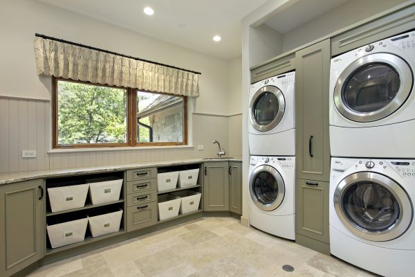 Laundry Storage Installation in Crowley